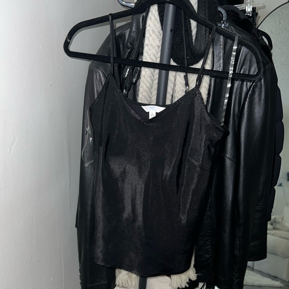 Elegant Black Women's Business Casual Basic Tank Top - Picture 2 of 5